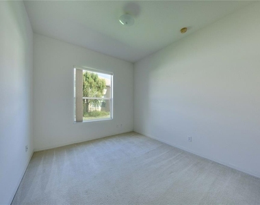 1679 Pinyon Pine Drive - Photo Thumbnail 10