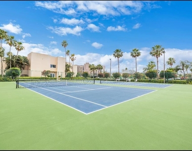 7700 Sun Island Drive S - Photo Thumbnail 19