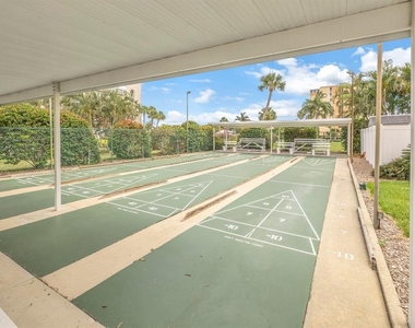 7700 Sun Island Drive S - Photo Thumbnail 18