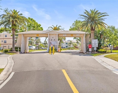 10032 65th Avenue N - Photo Thumbnail 54