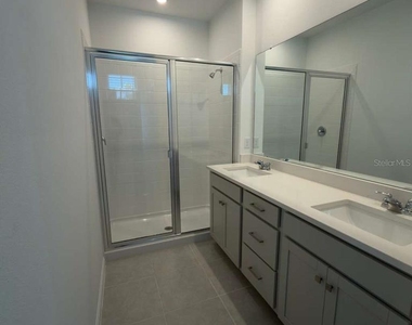 2468 Celebration Boulevard - Photo Thumbnail 16
