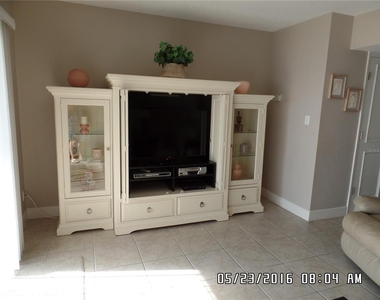 815 Ocean Shore Boulevard - Photo Thumbnail 2