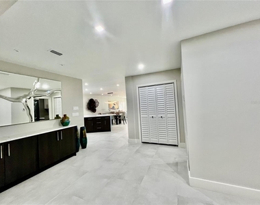 3280 Southshore Drive - Photo Thumbnail 47