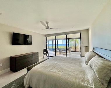 3280 Southshore Drive - Photo Thumbnail 6