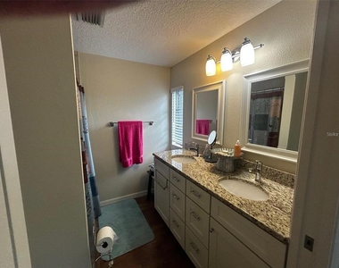 5742 Camelot Drive N - Photo Thumbnail 5