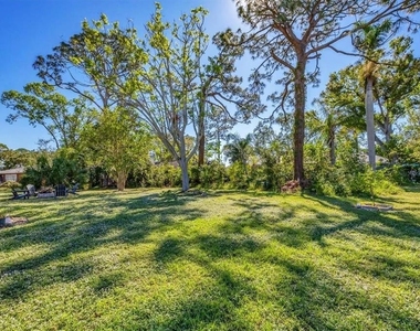 2410 Cass Street - Photo Thumbnail 31