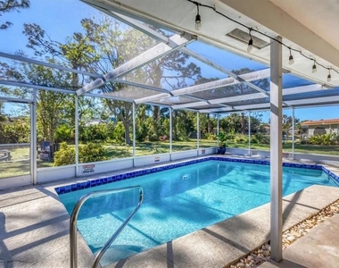 2410 Cass Street - Photo Thumbnail 27