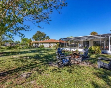 2410 Cass Street - Photo Thumbnail 30