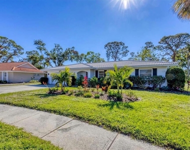 2410 Cass Street - Photo Thumbnail 1