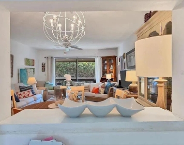 1650 Stickney Point Road - Photo Thumbnail 5