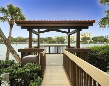 1650 Stickney Point Road - Photo Thumbnail 27