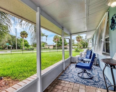 1686 Chapline Lane - Photo Thumbnail 4