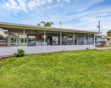1686 Chapline Lane - Photo Thumbnail 27