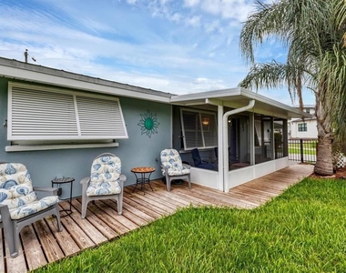 1686 Chapline Lane - Photo Thumbnail 2