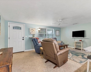 1686 Chapline Lane - Photo Thumbnail 5