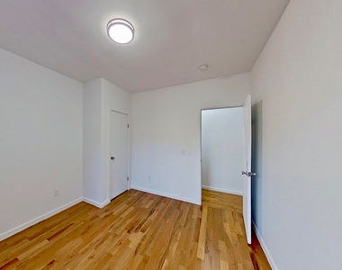 565 West 162nd Street - Photo Thumbnail 3
