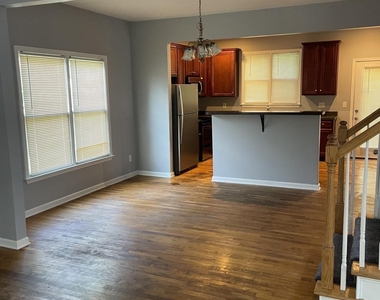 15 Ollie Street Nw - Photo Thumbnail 9