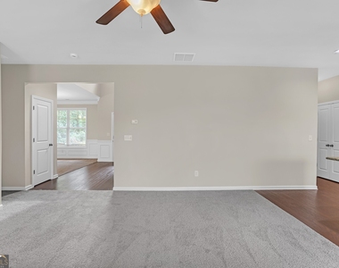 568 Garden View Court - Photo Thumbnail 19