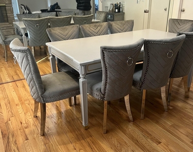 4 Joanna Court - Photo Thumbnail 2