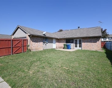 4325 Ireland Drive - Photo Thumbnail 17