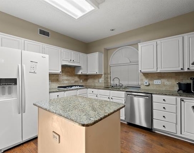1226 Rivercrest Drive - Photo Thumbnail 14