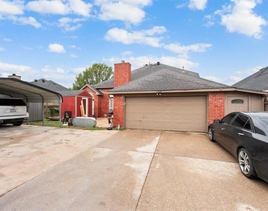 1226 Rivercrest Drive - Photo Thumbnail 22