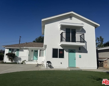 10623 Stanwin Avenue - Photo Thumbnail 1