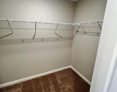 5951 Nw Baynard Drive - Photo Thumbnail 22
