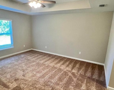 5951 Nw Baynard Drive - Photo Thumbnail 18