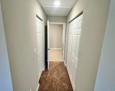 5951 Nw Baynard Drive - Photo Thumbnail 19