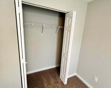 5951 Nw Baynard Drive - Photo Thumbnail 31