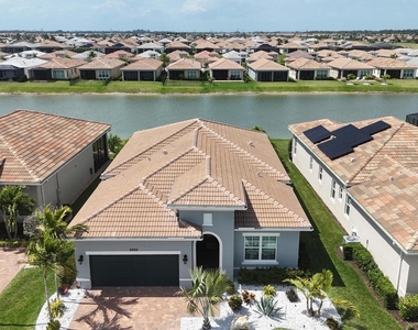 9282 Sw Miracoli Way - Photo Thumbnail 5