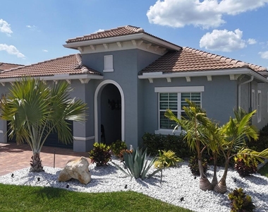 9282 Sw Miracoli Way - Photo Thumbnail 4