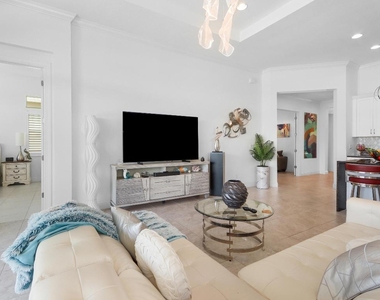 9282 Sw Miracoli Way - Photo Thumbnail 16