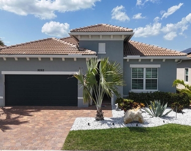 9282 Sw Miracoli Way - Photo Thumbnail 2