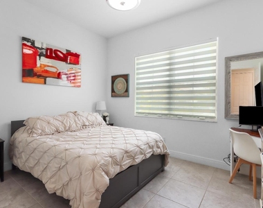 9282 Sw Miracoli Way - Photo Thumbnail 20