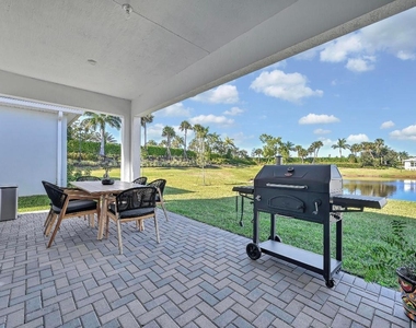 14185 Sw Daphne Street - Photo Thumbnail 29