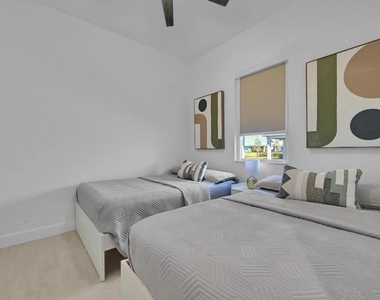 14185 Sw Daphne Street - Photo Thumbnail 22