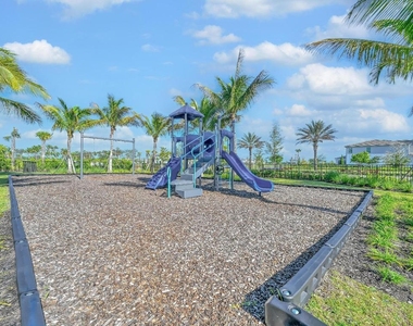 14185 Sw Daphne Street - Photo Thumbnail 39