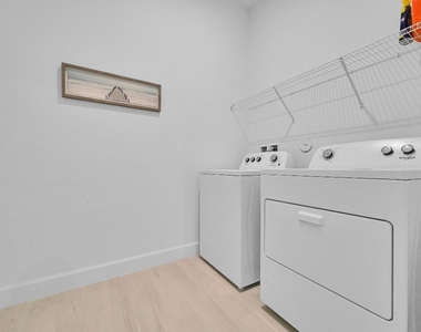 14185 Sw Daphne Street - Photo Thumbnail 27