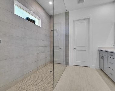 14185 Sw Daphne Street - Photo Thumbnail 15