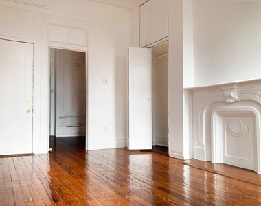 604 Manhattan Avenue - Photo Thumbnail 1