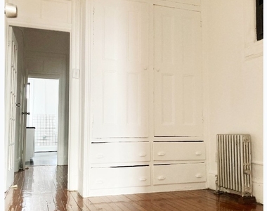 604 Manhattan Avenue - Photo Thumbnail 3