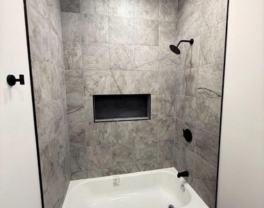4539 N 18th Street - Photo Thumbnail 19