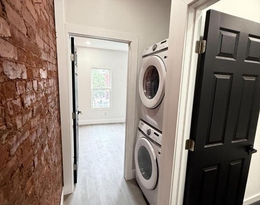 4539 N 18th Street - Photo Thumbnail 16