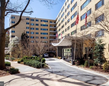 4600 Connecticut Avenue Nw - Photo Thumbnail 1