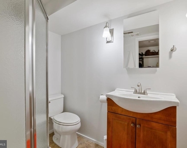 1215 33rd Street Nw - Photo Thumbnail 29