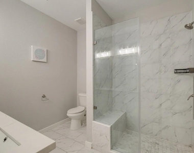 3523 Bain Street - Photo Thumbnail 13