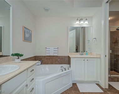 8010 Via Sardinia Way - Photo Thumbnail 22
