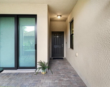 5517 Palmer Circle - Photo Thumbnail 3